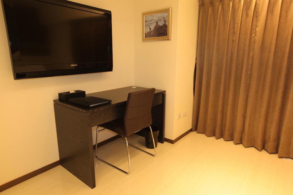 โรงแรมเนสท์ เกาสง ภายนอก รูปภาพ